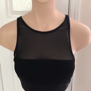 NWT Alo Yoga Tank Top with Built-in Bra (Medium)